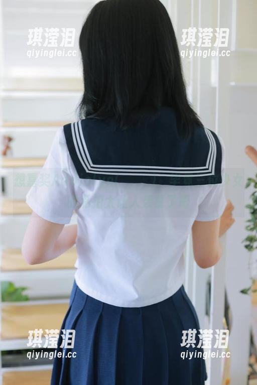 想嘉奖Addielyn(에디린)，毕竟三位少女的私拍太让人羡慕了吧