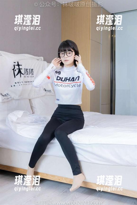 BoBoSocks袜啵啵-小甜豆 BoBoSocks袜啵啵 - 想要小甜豆的女友原图?免费的,来场意外的视觉冲击吧!