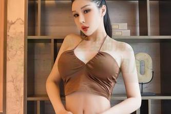 Feilin嗲囡囡 – 教室里的周于希，千言万语不如一张写真（图片）
