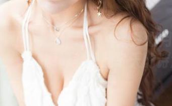 GIRLT果团网 – 精选写真：梦心月踩着棉袜，让我瞬间就想起冬天的诗意
