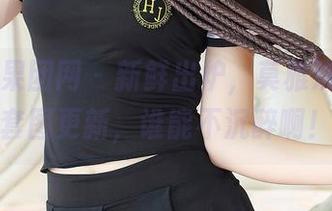 GIRLT果团网 – 新鲜出炉，莫雅淇的美腿套图更新，谁能不沉醉啊！