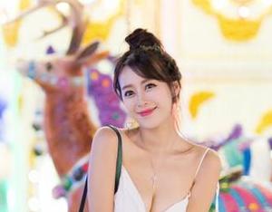 IMiss爱蜜社 – 福利时刻，小狐狸Kathryn的黑白图片，让你在“黑暗”中也能找到快乐的光！