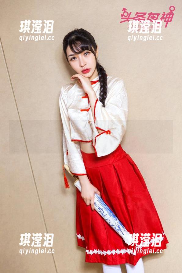 TouTiao头条女神-李丽莎 TouTiao头条女神 - 找不到秘密?来看看李丽莎透明图库资源就明了