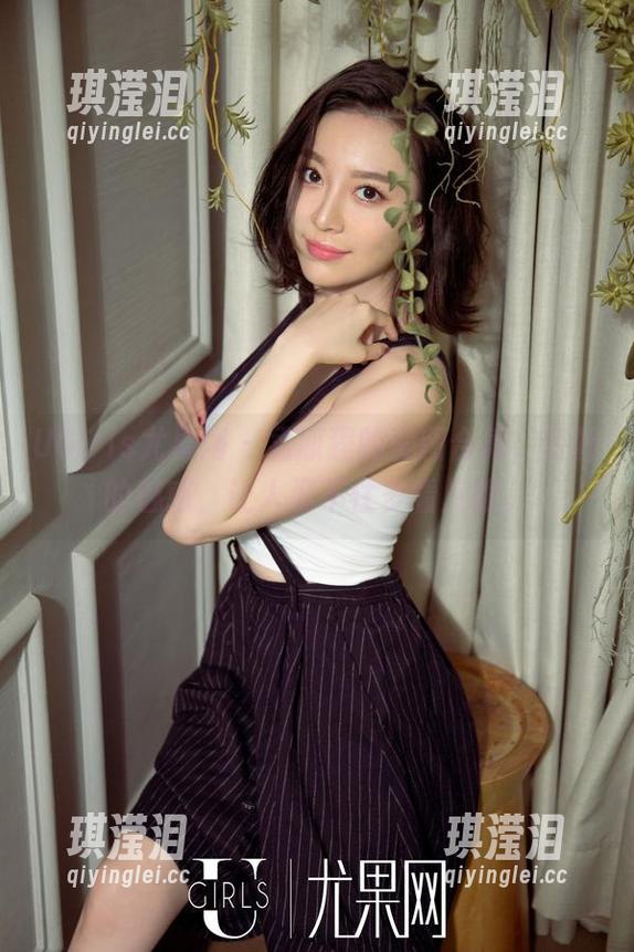 UGirls尤果网-孟狐狸 UGirls尤果网 - 孟狐狸的美图合集,蕾丝的魅惑,让人忍不住多看几眼。