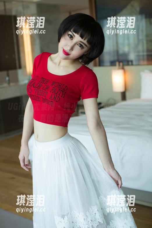 UGirls尤果网-纯小希 UGirls尤果网 - 纯小希在私拍中演绎的连衣裙,真的是滑动了我的审美尺度!