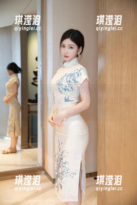 Xiuren秀人网-Cris_卓娅祺 Xiuren秀人网 - 微风习习?仔细瞧瞧Cris_卓娅祺的夏天美图精选,你根本忘了周围的“现实”!