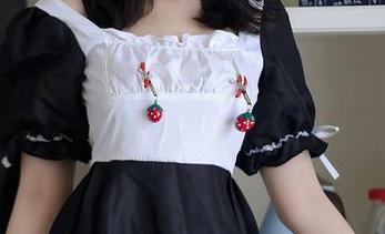 Xiuren秀人网 – 看完Cris_卓娅祺的写真，谁还敢说唯美和性感不能兼得？