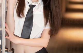 Xiuren秀人网 – LindaLinda女友写真，免费原图里的小心思，全给你看～