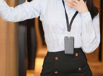Xiuren秀人网 – 壁纸上的徐莉芝Booty，还有什么比兔女郎更让人分心的？