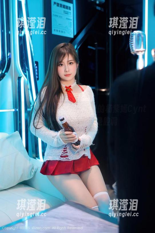 Xiuren秀人网-杨紫嫣Cynthia Xiuren秀人网 - 死库水里的杨紫嫣Cynthia,图集满满都是腔调