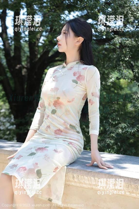 Xiuren秀人网-白芷yy Xiuren秀人网 - 白芷yy的女朋友情报局:套图合集里的日常小趣事