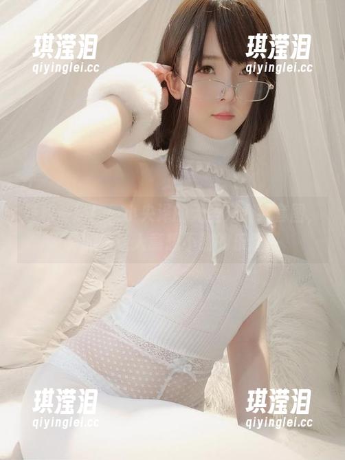 一小央泽 轻松一刻!一小央泽的无圣光清纯套图,真的是让人意想不到的乐趣!