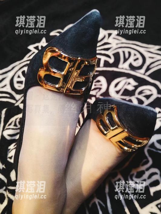 丝月神 微密圈 - 这是什么情况?丝月神的美脚,高清写真集,彻底颠覆我的脚部审美观了。