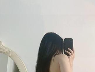 微密圈 – 俏妞qiaoniu66的定制睡衣写真,敢不敢告诉我她是在睡觉还是在玩凌波微步?!