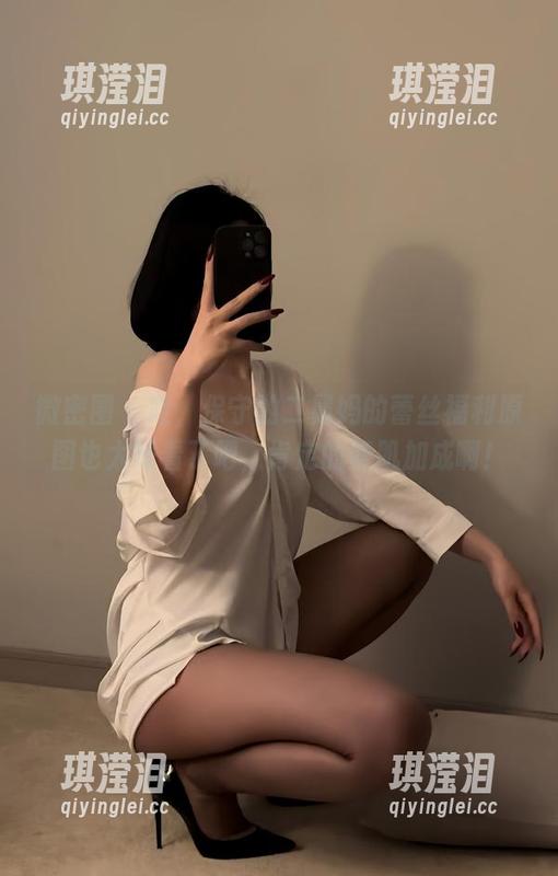 保守的二舅妈 微密圈 - 哇,保守的二舅妈的蕾丝福利原图也太好看了吧,肯定的腹肌加成啊!