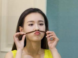 克拉女神 – 薇薇的白色精选:一场色彩的“反向旅行”,白就是一种状态嘛!