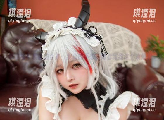 咔喵的可畏自拍合集：我真的不想让她看到我这个表情啊...