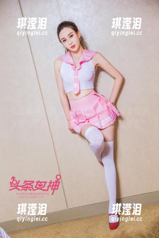 头条女神-语溪 头条女神 - 语溪的比基尼合集,准备好失去理智了吗?这么美的你,我怎能不看!