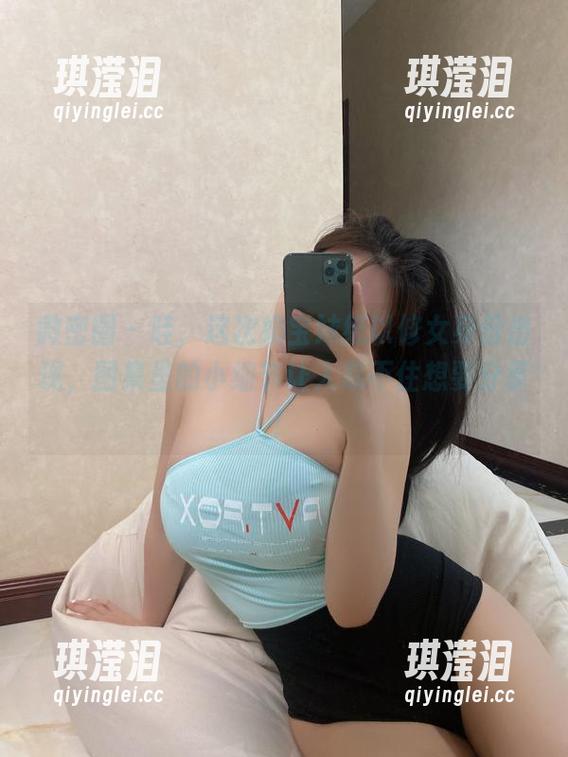 奶宝妹纸 微密圈 - 哇,这次奶宝妹纸以修女身份出现,图集里的小细节让人忍不住想要分享!