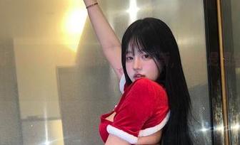 微密圈 – 小优优子为何总是带着校服更新，是不是想给我们上课啊？