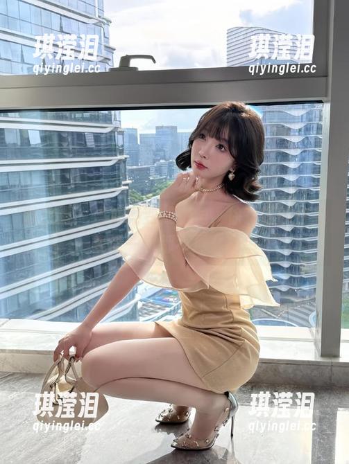 徐莉芝 微密圈 - 当油亮变成主角,徐莉芝的作品集让一切都不那么简单
