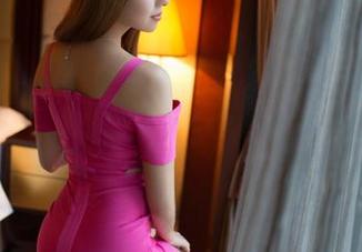 推女郎 – 写真界新晋兔女郎——青青草地上跳舞的纯小希,你不会想错过的!