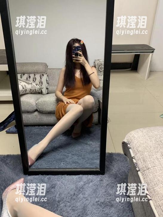 提袜少女 微密圈 - 提袜少女白丝写真集,无法抗拒的“丝滑”资源!
