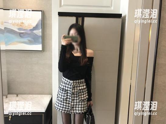 有你喵 微密圈 - 私拍短裙合集,有你喵的风格可真让人忍不住想要追随。