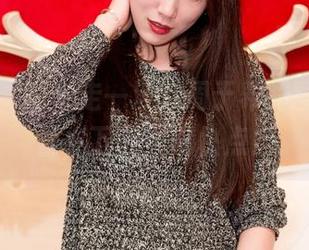 果团网 – 美腿走一波，周于希的图片在这里，下载速度快点！