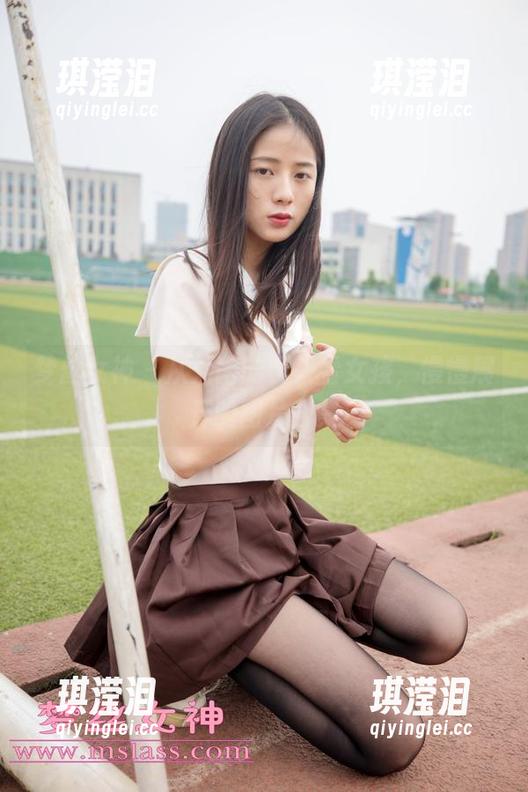 梦丝女神-刘诺 梦丝女神 - 从刘诺的镜头看女孩,慢慢展开的图片合集