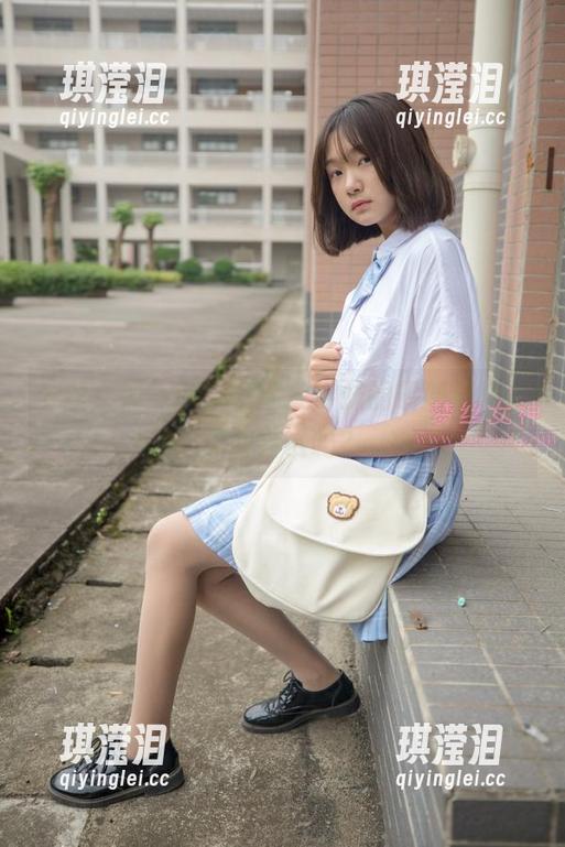 梦丝女神 - 晓晓分享：学妹的最新姿势，你敢尝试吗？