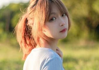 从定制中窥见梨瑾瑾的修女与另类冲突