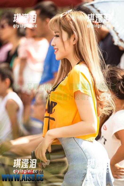 爱丝-索菲 爱丝 - 写真中的妹妹,索菲真的有够心机,网盘里藏着什么呢?