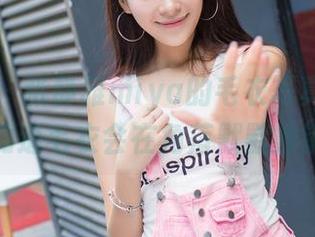 爱蜜社 – 张静雅miya的毛衣写真：你永远不知道毛衣会在角落默默推销自己