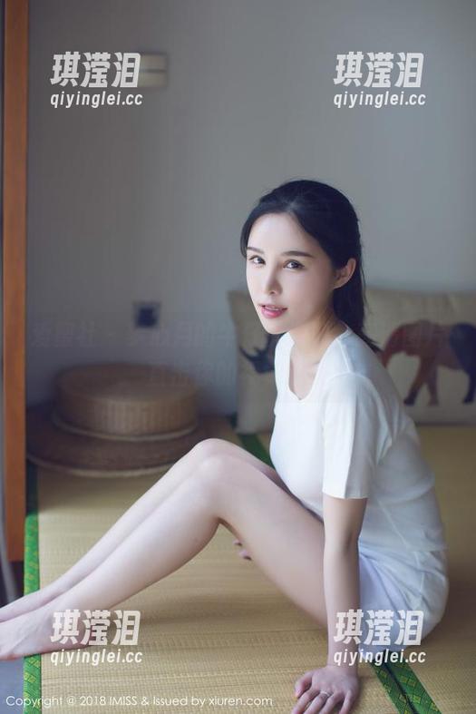 爱蜜社-梦心月 爱蜜社 - 梦心月的牛仔裤造型,高清图片直击你的视觉感官