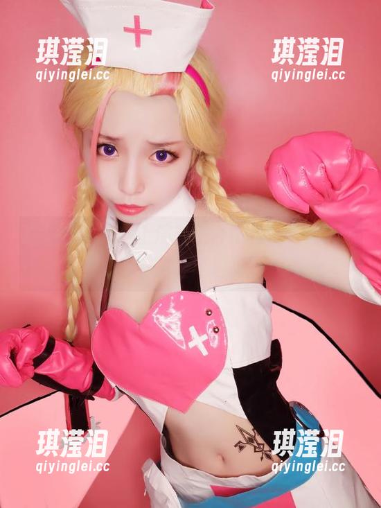 白易子教主将上演在线合集秀，‘秘密’总有一丝风趣哦！