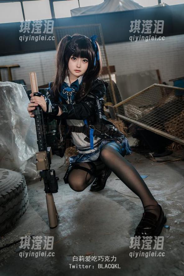 白莉爱吃巧克力的私房婚纱图集——谁还在盯着那条裙子？