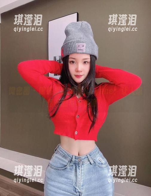 禅雨儿Lynne 微密圈 - 眼镜里的禅雨儿Lynne:让人想借光的写真资源!