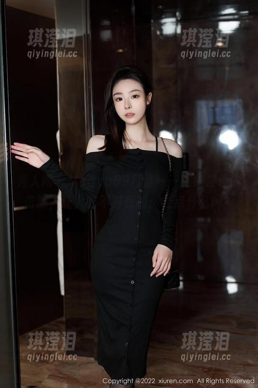 秀人网-lingyu69 秀人网 - lingyu69日常——在线发现的资源,让人时不时想喊:缺点什么吗?