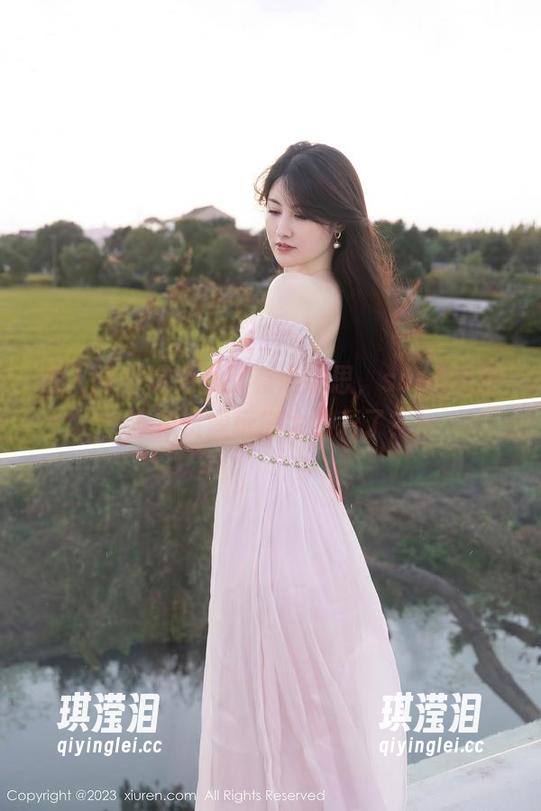 秀人网-sophie余冰 秀人网 - 这兔女郎有点意思,sophie余冰把资源玩得太出彩了?