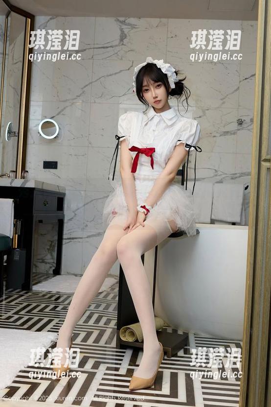 秀人网-任莹樱 秀人网 - 镂空作品集来了,任莹樱究竟要怎么让我们只下载一次?