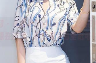 秀人网 – 来看夏诗诗Sally怎么把礼服穿得像在演戏，没想到还有壁纸可以用