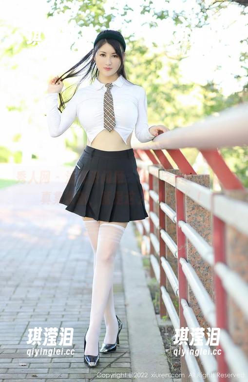 秀人网 - 油亮没问题，徐莉芝Botty的写真集更新，就是这么“光滑”！