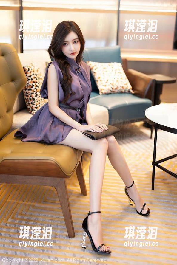秀人网-李七喜 秀人网 - 新作到来!李七喜的办公室一角,是真实还是一场视觉的误会?