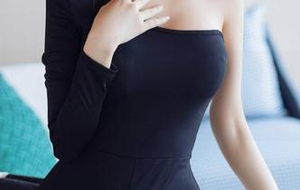 秀人网 – 精选校服闲聊：许诺Sabrina如何变身校园话题王？