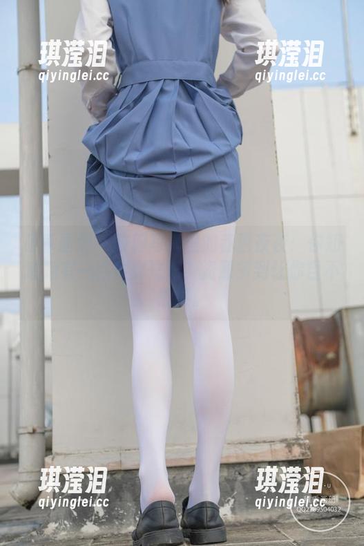稚乖画册-赤西夜夜 稚乖画册 - 校服写真里的赤西夜夜:你知道她有一百种穿法吗?资源多到让你目不暇接。