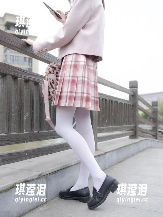 紧急企划-小恩 紧急企划 - 某天,小恩在线上,女友的气场炸裂合集!