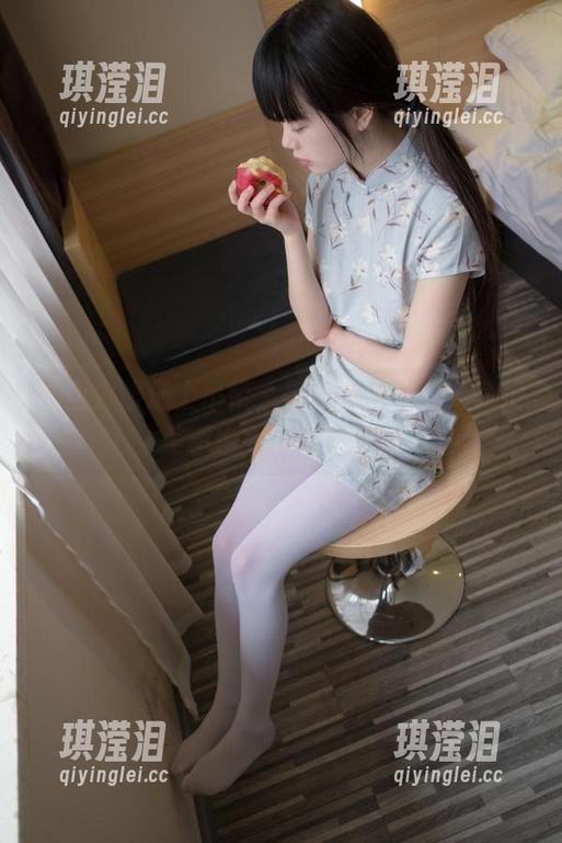 当西尔酱遇上吊带，排列组合一下，私拍美图也太吸睛了吧！