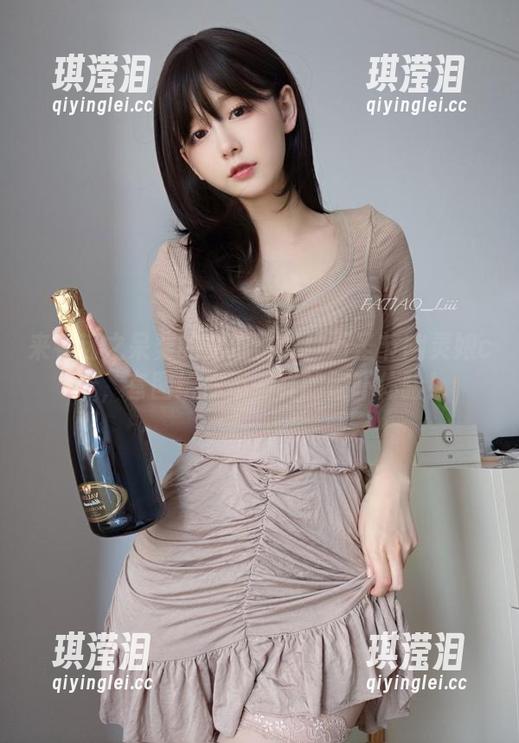 迷之呆梨 来看迷之呆梨的鬼混日常!万圣节幽灵娘cos,套图给你不一样的惊吓体验!