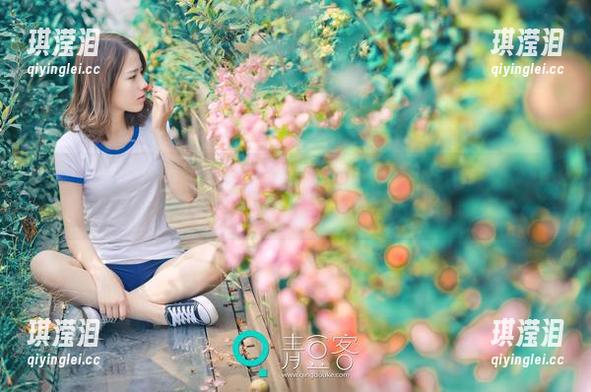 青豆客-吕梦玉 青豆客 - 吕梦玉的JK作品,这组图片我可以再看一百遍,宠溺得不行。